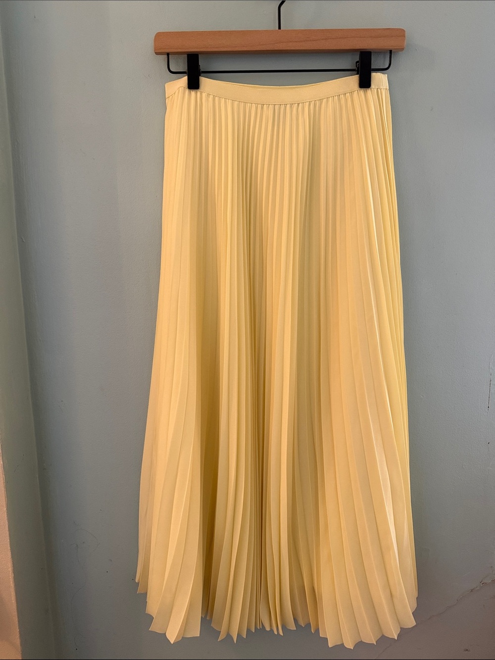 French Connection Pale Yellow Pleated Maxi Skirt